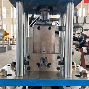 Máquina Formadora de Tejas para Techos de Alta Productividad, Refuerzo de Paneles en Forma de Acero Galvanizado, Motor, Caja de Engranajes, Rodamiento, Bomba, 380V - Product Image 4