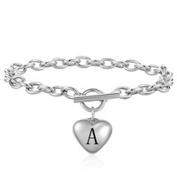Bracelet en acier inoxydable simple avec 26 lettres de l'alphabet, boucle réglable en titane, breloque en forme de cœur avec initiales pour femmes