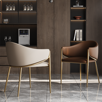 Meubles de salle à manger de style européen BST chaises de cuisine de luxe modernes pour café chaise de salle à manger en acier inoxydable avec pied en or