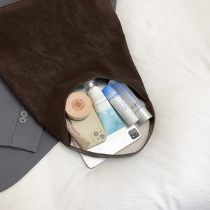 Grande Borsa a Tracolla in PU con Stile Vintage Rilassato <span class=keywords><strong>e</strong></span> Chiusura a Cerniera per il Pendolarismo Autunno/Inverno per Donne - Product Image 4