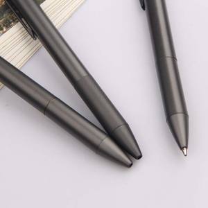 Stylo bille en métal noir mat gris anthracite de haute qualité avec clip de poche et logo gravé pour cadeaux d'affaires - Product Image 2