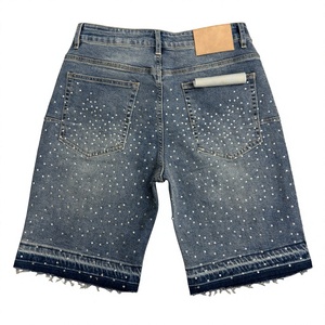 Pantalones Cortos de Mezclilla Baggy con Diseño de Cruz de Cristal, Logotipo Frontal, Bajo Deshilachado, Lavado, Estilo Y2K, con Pedrería, para Hombre, Venta al por Mayor, OEM ODM Personalizado - Product Image 2