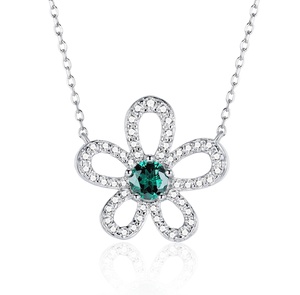 Collar de Plata 925 con Esmeralda Cultivada, Diseño de Flor Elegante, para Uso Diario, Cumpleaños, un Gran Regalo Sorpresa para Chicas - Product Image 1