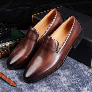 รองเท้าหนังปี 2026 ผลิตภัณฑ์เครื่องหนังระดับมืออาชีพสำหรับธุรกิจและสวมใส่ลำลอง รองเท้าโลฟเฟอร์ผู้ชายสไตล์เรโทรคุณภาพสูง ทำด้วยมือ C - Product Image 4