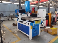 Machine de routeur CNC en métal aluminium 6090 avec composants de noyau de tête de broche, y compris boîte de vitesses de moteur moteur