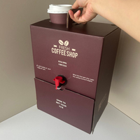 Boîte à boissons jetable en carton vert sauge avec logo personnalisé pour café glacé, jus, café glacé à emporter