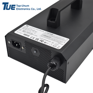 Cargador de Batería Inteligente de Alta Corriente 10A con Protección OVP/OCP/Temporizada de 530W TC600F-53310A0E para Uso Industrial con Entrada Universal - Product Image 5