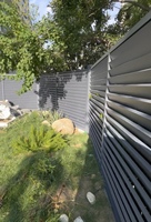 Conception moderne Intimité Aluminium Persienne Clôture de sécurité Sans rouille Revêtement en poudre écologique Style 3D Australie Numéro de modèle