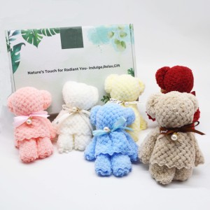 <strong>Wholesale</strong> Coral Fleece <strong>Christmas</strong> <strong>Gift</strong> Bear Towel 30*30cm Square Wedding <strong>Gifts</strong> Handbag Towel Set - Product Image 1