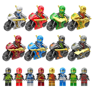 Set di Blocchi <span class=keywords><strong>da</strong></span> Costruzione Stile Ninja Go, 8 Pezzi, Mini <span class=keywords><strong>Action</strong></span> <span class=keywords><strong>Figure</strong></span> con Moto, Giocattolo <span class=keywords><strong>da</strong></span> Collezione in Plastica per Bambini - Product Image 2