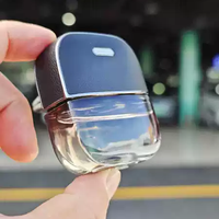 Diffuseur d'air liquide pour voiture en verre avec ornements en peau d'agneau, offre une élimination efficace des odeurs et un parfum durable