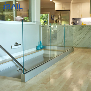 Balustrade en verre sans cadre pour balcon 10-12 mm avec système de profilés en aluminium, design moderne et sécurisé, verre trempé - Product Image 3