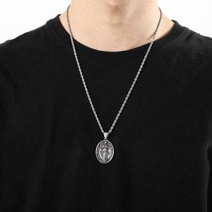 Vintage En Acier Inoxydable San Judas Charmes Bijoux Religieux Jésus Guadalupe Madonna Pendentif Vierge Marie Pendentif - Product Image 2