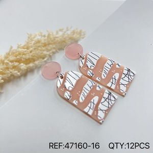 Orecchini pendenti dipinti con ciondolo a cerchio rosa, gioielli di tendenza per donna, set da 12 pezzi - Product Image 3