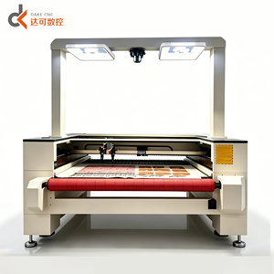 Découpeuse laser à alimentation automatique 1610 pour vêtements, textiles, textiles de maison, matériaux pour chaussures, matériaux pour bagages - Product Image 1