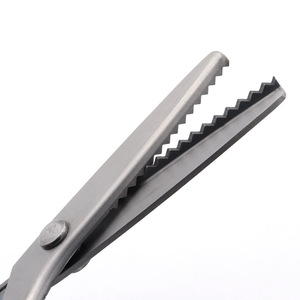 Stainless Steel Embroidery Scissors Serrated Blade Household Sewing Craft Cutting Tool For Fabric And Paper - Product Image 3