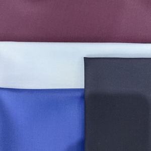 Muslimischer Arabischer Thobe-Anzugstoff T/R 80/20 24*31 300G/M Gewebter Twill Umweltfreundlich Atmungsaktiv Schrumpfbeständig Knitterfreier Polyester - Product Image 4
