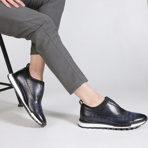 <span class=keywords><strong>รองเท้า</strong></span>หนังทำมือแบบสวม สไตล์ยุโรป พื้นหนา ลายหนังจระเข้ขัดเงา - Product Image 5