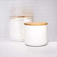 Pots et couvercles en céramique pour la fabrication de bougies Pots et supports de bougies en céramique de 8.5oz avec couvercles en métal pour bouteille de diffuseur de bougies