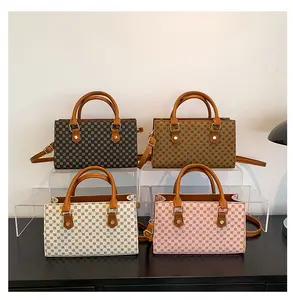 2024 New Small Square Diamond Lattice Bag Pu Solid Zipper Fashion Single Shoulder Messenger Bag With Chain Ladies Handbag