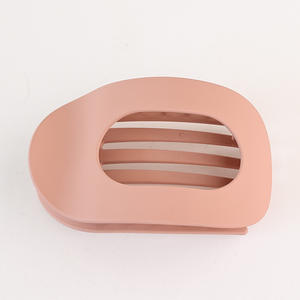 Pince à cheveux ovale mate de style français, grande pince plate avec design incurvé confortable pour femmes - Product Image 5