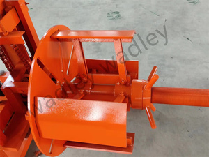Dérouleur hydraulique à double tête en acier de haute qualité / Machine à dérouler la tôle colorée - Product Image 4