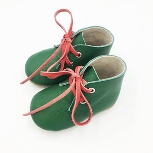 Bottes en cuir et daim pour femmes, chaussures tricotées à la main pour bébés, vente en gros - Product Image 4