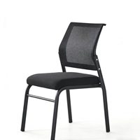 Chaise de bureau confortable à dossier haut, en tissu maillé, sans accoudoirs, empilable, pour formation du personnel et conférences.