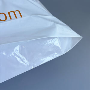 Bolsa de compras de plástico personalizada al por mayor con logotipo bolsa reciclable asa troquelada para ropa embalaje al por menor - Product Image 4