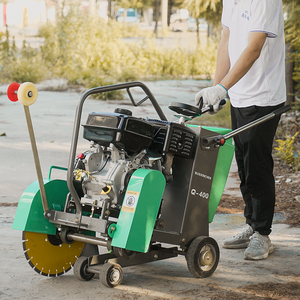 เครื่องตัดคอนกรีตแบบใช้น้ำมันเบนซิน Q-400 พร้อมเครื่องยนต์กำลังสูงและใบตัดสีเหลืองสำหรับตัดพื้นผิวถนน - Product Image 4