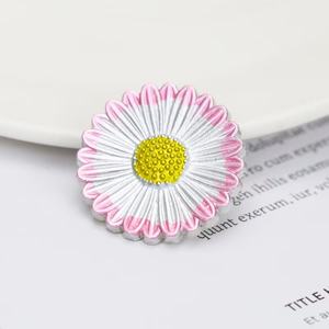 Großhandel Bulk Custom Design Weiche Emaille Blume für Anstecknadel vergoldet Metall Logo - Product Image 5