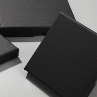 Boîte à bijoux en carton rigide texturé recyclable haut de gamme, vente en gros du fabricant, emballage personnalisé pour colliers et boucles d'oreilles avec estampage