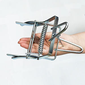 Rat Catcher Clip <span class=keywords><strong>per</strong></span> talpa riutilizzabile <span class=keywords><strong>per</strong></span> il controllo dei parassiti all'aperto trappola <span class=keywords><strong>per</strong></span> topi in acciaio all'ingrosso con artiglio a forbice - Product Image 2