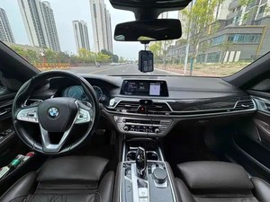 BMW Serie 7 730Li 2018 Usado, Paquete M Sport Líder, Sedán de Lujo Disponible para la Venta - Product Image 6