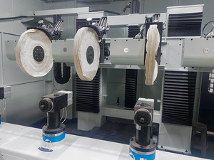 Machine de polissage CNC entièrement automatique à haute flexibilité, système de contrôle numérique pour le polissage des métaux, robot de meulage pour les usines métallurgiques - Product Image 2