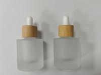 Botol Minyak Esensial Kosmetik Kaca Berlapis Bambu dan Kayu 30ml, Alas Tebal, Transparan, Lapisan Buram, Dilengkapi Pipet