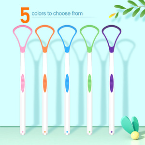 Raspador de lengua de doble cara para el cuidado bucal, limpiador para eliminar el mal aliento con material suave de calidad alimentaria y mango cómodo - Product Image 5