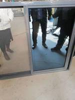 Cadre en aluminium de couleur grise fenêtre coulissante en aluminium émaillée simple teintée avec écran pour le Ghana