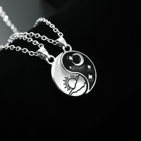 Collier Tai Chi Huit Trigrammes Soleil Lune 2024 Nouveau Bijou de Mode Collier Meilleurs Amis Collier Pendentif Couple Ensemble Vente en Gros