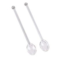 Ustensiles de cuisine : éplucheur d'orange long en plastique orange, cuillère à épices domestique, pièces en plastique moulées par injection