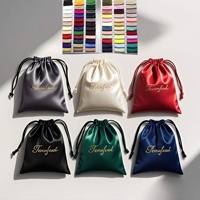Top qualité impression personnalisée Logo pochette soie Satin tissu cordon poussière Lingerie sacs à main sac Satin cheveux cosmétique bijoux pochette sac