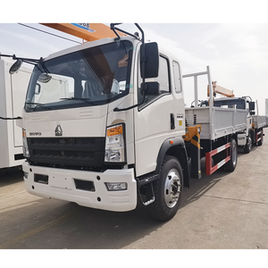 Grúa Montada en Camión SINOTRUK HOWO 4X2 de 10 Toneladas Usada, <span class=keywords><strong>con</strong></span> Motor Yuchai, Caja de Cambios, Emisión Euro 3, 140hp, en Venta - Product Image 3
