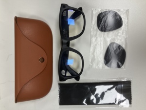 Nouvelles lunettes intelligentes MT5 ULTRA AI 2026 avec caméra 8MP, étui de chargement, WiFi6, appels Bluetooth, <span class=keywords><strong>traduction</strong></span> IA et commande vocale - Product Image 3