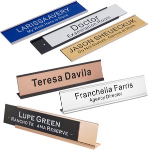 Plaques de nom de bureau personnalisées en métal avec gravure au laser, texte, mur de bureau avec support en aluminium - Product Image 1