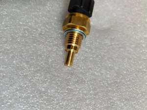 Nouveau capteur de température d'eau de refroidissement pour camionnette RUI <span class=keywords><strong>QI</strong></span> modèle 2006-2013 OE 3TZ00221 pour Zhengzhou - Product Image 3