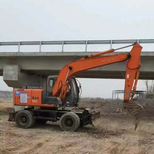 Excavadora de Ruedas Usada de la Marca Japonesa HItachi en SHANGHAI, Excavadora de 13 Toneladas HItachi ZX130 Usada con Tracción en las Ruedas y Motor Original - Product Image 2