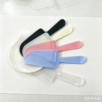 Couteau à gâteau jetable en plastique écologique, lame dentelée, multicolore, spatule de coupe de qualité alimentaire pour fête d'anniversaire