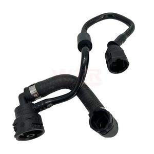 ท่อขยายถังพักน้ำหล่อเย็นสำหรับรถเบนซ์ W205 W213 C300 E300 คุณภาพพรีเมียม ทนทาน ท่อระบายอากาศ ท่อไล่อากาศ - Product Image 1