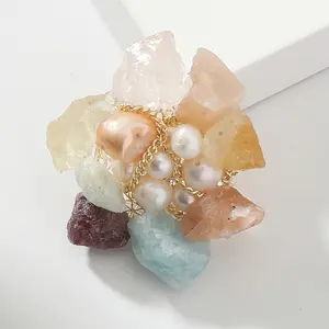 Broches de perlas naturales de agua dulce y piedra rugosa para mujer, Pin de moda elegante, broche de cuarzo hecho a mano