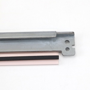 ใบมีดทำความสะอาดสายพานโอนที่ใช้งานร่วมกันได้สำหรับ C75 Xerox J75 550 560 570 C60 C70 5580 6680 7780 240 250 242 700 7675 033K97980 - Product Image 5